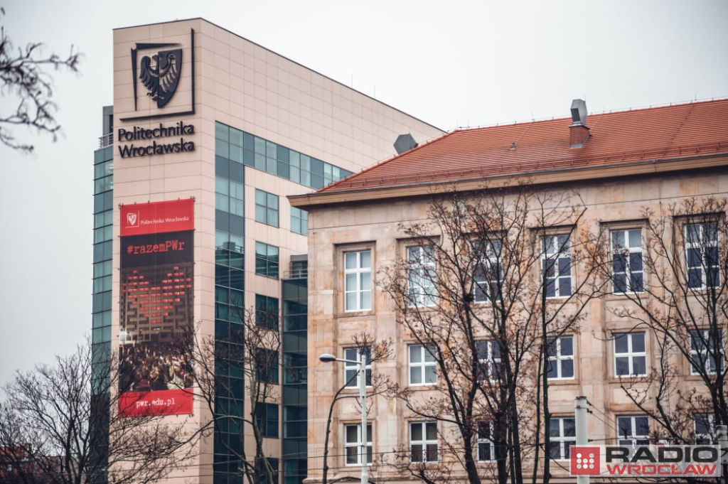 Opóźniona rekrutacja na medycynę PWr - co blokuje nabór? - fot. ilustracyjna / Radio Wrocław