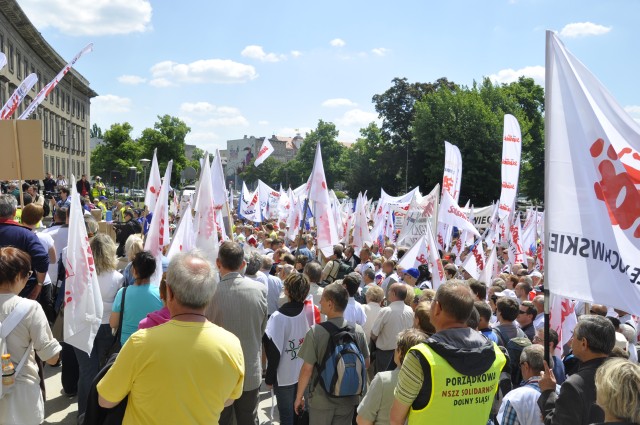 Gwizdy i mocne słowa 