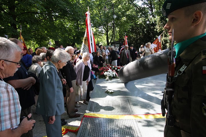 Pomnik rotmistrza Witolda Pileckiego - 11
