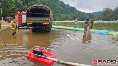 Strażacy poszkodowani przez pow&oacute;dź dostaną wsparcie finansowe