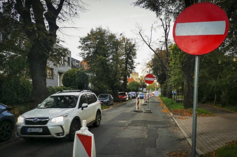 8 tygodni utrudnień na Ołtaszyńskiej! Samochody pojadą tylko w jednym kierunku - 6