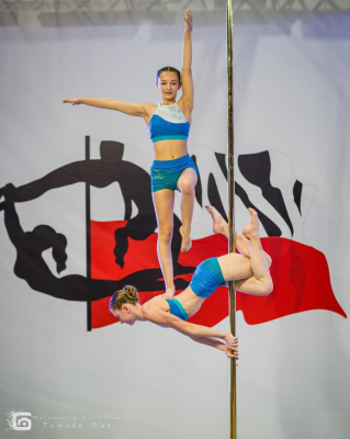 Aniela i Wiktoria z Wrocławia to mistrzynie Polski w pole dance. Powalczą o mistrzostwo świata w Szwecji - 0