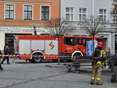 Pożar na Rynku we Wrocławiu. Zapaliła się butla do ogrzewania ogr&oacute;dka