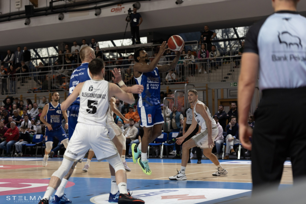 Koszykarze Górnika z czwartą wygraną w sezonie - fot. Górnik Zamek Książ Wałbrzych/Stelmach Marcin - Fotografia Sportowa