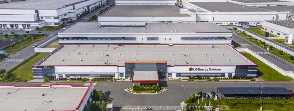 Będą zwolnienia? LG przenosi produkcję baterii samochodowych do USA - fot. LG Energy Solution