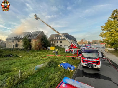 Podpalili budynek, wiedzieli że śpi tam bezdomny. Prokuratura prowadzi śledztwo