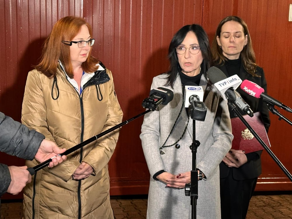 Jerzmanice-Zdrój: 14-latek próbował odebrać sobie życie po brutalnym pobiciu przez wychowawcę - Konferencja prasowa w związku z zatrzymaniem wychowawcy ośrodka, fot. Andrzej Andrzejewski
