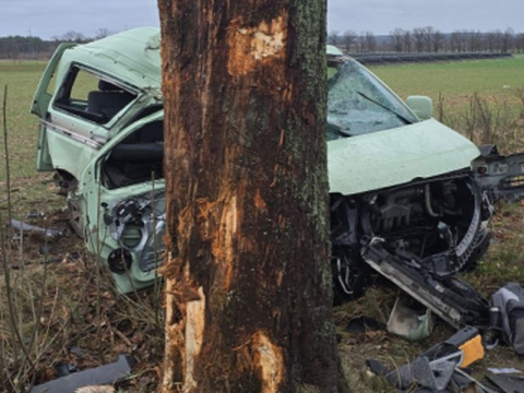 Wypadek w Komorowie. Mikołaj i Karol zginęli w drodze do szkoły. Uczniowie i nauczyciele w żałobie - 0