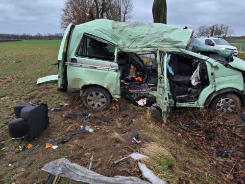 Wypadek w Komorowie. Mikołaj i Karol zginęli w drodze do szkoły. Uczniowie i nauczyciele w żałobie - 1