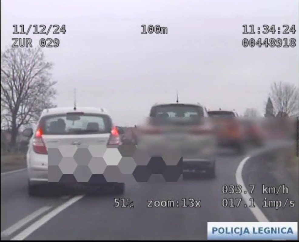 Otrzymał 36 punktów karnych! Zobacz, za co stracił prawo jazdy - Pirat drogowy otrzymał 36 punktów karnych, co w konsekwencji spowodowało utratę prawa jazdy. fot. Policja Legnicka