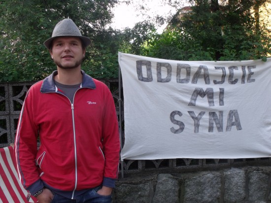 Protest głodowy przed sądem  - Fot. Piotr Słowiński
