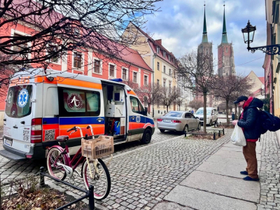 Jak pomagać osobom w kryzysie bezdomności? Tłumaczą wolontariusze MiserArt