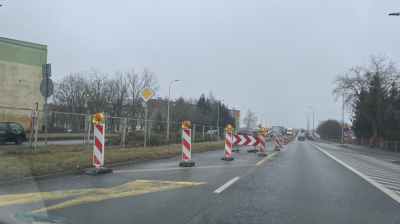 Kolejne op&oacute;źnienie w oddaniu do użytku estakady w Jeleniej G&oacute;rze. Kiedy koniec remontu?