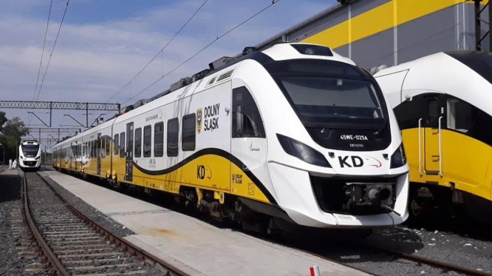 Śmiertelne potrącenie człowieka na torach. Utrudnienia na trasie kolejowej Wrocław-Głogów - Do tragicznego w skutkach wypadku doszło na trasie kolejowej Wrocław-Głogów. Fot: Radio Wrocław