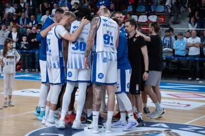 Dziki zatrzymały zwycięski marsz koszykarzy Górnika  - 0