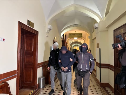 Napaść na tle seksualnym na 14-latkę we Wrocławiu. Jest trzymiesięczny areszt dla Grzegorza P. - 1