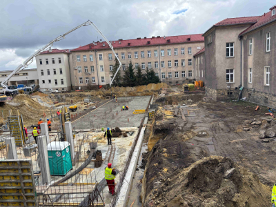 Duże inwestycje w Wojskowym Szpitalu Klinicznym. W budowie m.in apteka za kilkadziesiąt milion&oacute;w złotych