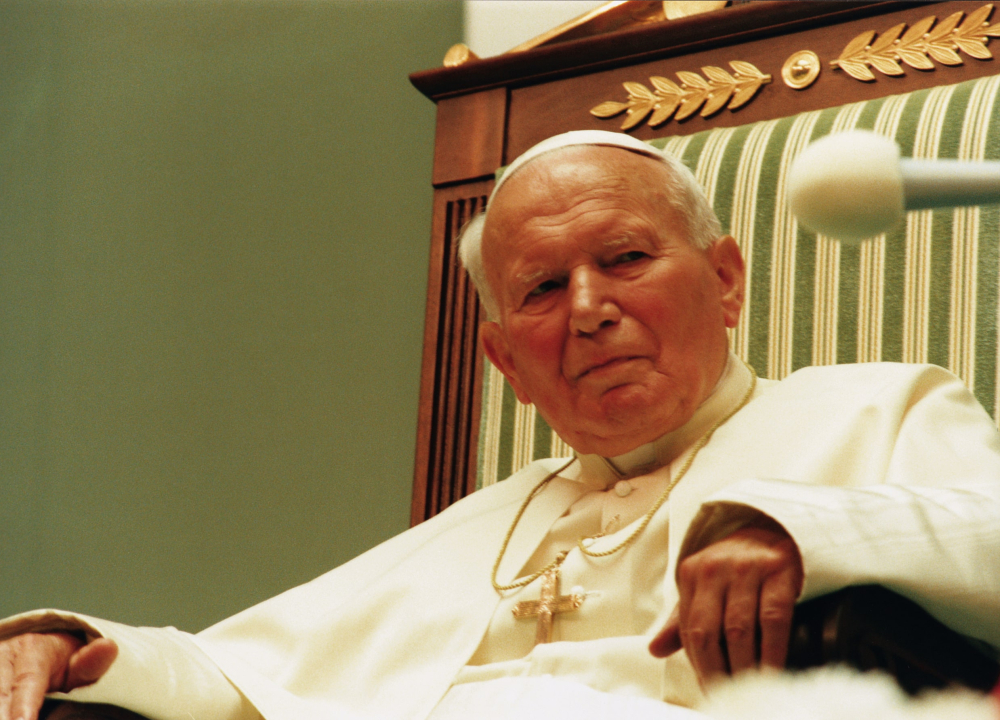 "Narodowe rekolekcje". Papież Jan Paweł II zmarł 20 lat temu. W Polsce żegnały go miliony wiernych - Papież Jan Paweł II w polskim sejmie. Fot: Sejm RP