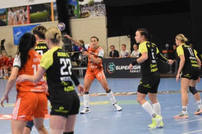 Derbowy szlagier w ekstraklasie piłkarek ręcznych