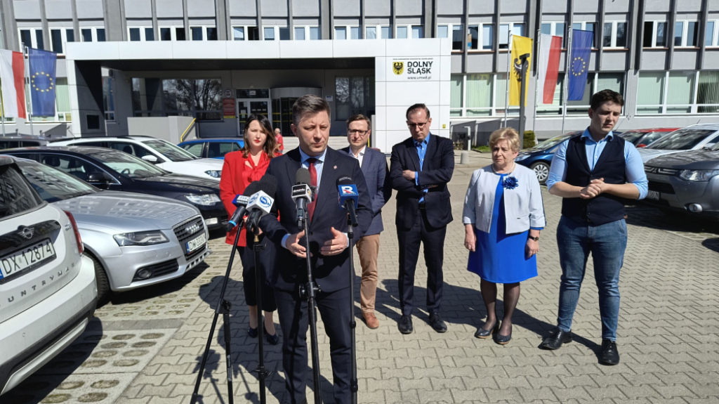 Nie ma pieniędzy, są mocne słowa. Michał Dworczyk domaga się odwołania wicemarszałka Jarosława Rabczenki - Michał Dworczyk domaga się odwołania wicemarszałka Jarosława Rabczenki. Fot. Piotr Kaźmierczak