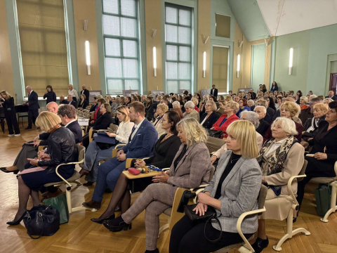 Wrocławskie technikum im. Marii Skłodowskiej-Curie świętuje 75-lecie. Uczniowie chwalą placówkę za atmosferę - 2