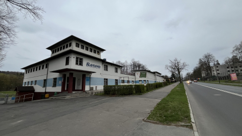 Miał być rok, a będą trzy? Mogą zamknąć basen w Jeleniej Górze na dłużej - 3