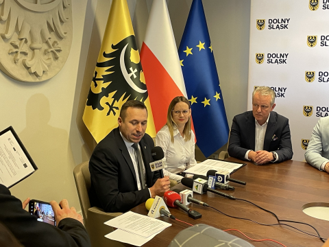 Dolnośląskie samorządy otrzymały 46 mln zł na rozwój wodociągów i kanalizacji. To mała część wnioskowanej kwoty - 2