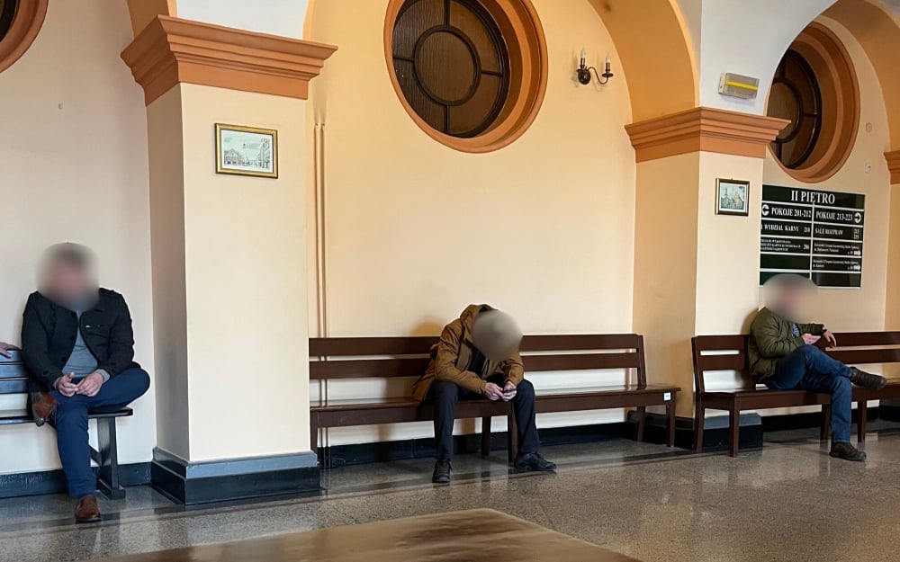 Maksymilian F. zamordował dwóch policjantów. W Oleśnicy rusza utajniony proces funkcjonariuszy, którzy go zatrzymali - Trzej policjanci oskarżeni o niedopełnienie obowiązków. Dziś rusza proces w ich sprawie w Oleśnicy. Fot: Beata Makowska/ Radio Wrocław