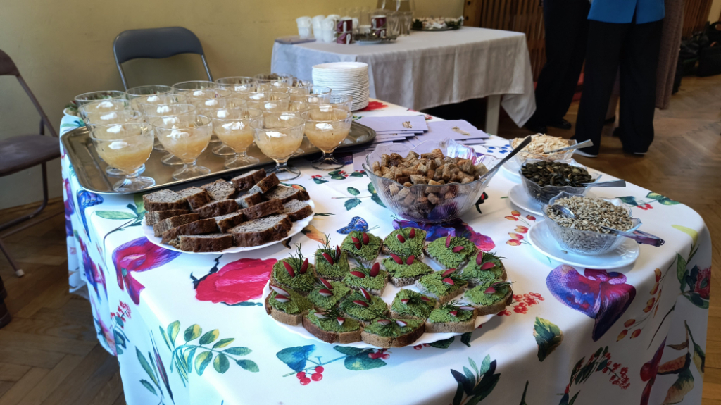 Aż 40% jedzenia marnuje się w szkolnych i przedszkolnych stołówkach. Program foodCIRCUS ma pomóc to zmienić - Aż 40% jedzenia marnuje się w szkolnych i przedszkolnych stołówkach. Fot. Piotr Kaźmierczak
