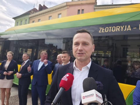 Do Złotoryi wraca bezpłatna komunikacja miejska. Jest w pełni elektryczna! - 0