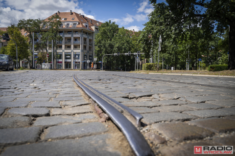 Rusza przetarg na remont Powstańców Śląskich. Asfalt zastąpi kostkę - 0