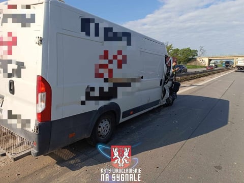 Kolizja na A4 w okolicy Wrocławia, roboty drogowe pod Brzegiem. Autostrada znów stoi w korkach - 2