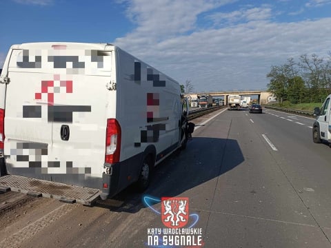 Kolizja na A4 w okolicy Wrocławia, roboty drogowe pod Brzegiem. Autostrada znów stoi w korkach - 3