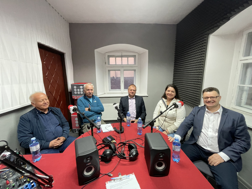 Wieczór z Dolnego Śląska: Debata o aktualnej sytuacji popowodziowej na terenie powiatu karkonoskiego - Debata Samorządowa na antenie Radia Wrocław. Fot: Radio Wrocław