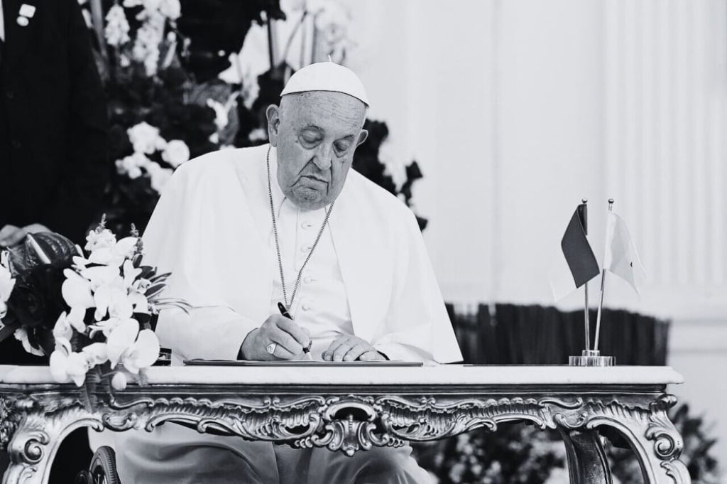 Ważna decyzja wojewody dolnośląskiego. Chodzi o żałobę narodową z powodu śmierci papieża Franciszka - Zmarł papież Franciszek, fot. wikipedia/public domain