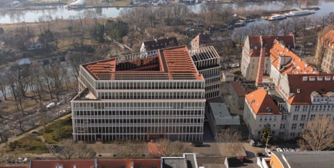 To największa inwestycja Politechniki Wrocławskiej od lat. Poznaliśmy projekt HealthTech Synergy Hub - 2