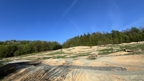 Bike Park Czarne już otwarty. Miłośnicy jazdy po muldach mogą ćwiczyć umiejętności w nowym miejscu - 0
