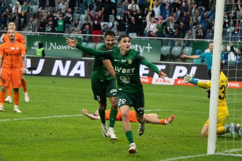 Śląsk Wrocław wygrywa derby z Zagłębiem Lubin i ciągle jest w grze o utrzymanie - 4