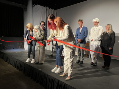 To tutaj aktorzy z niepełnosprawnościami grają na jednej scenie z zawodowcami. Teatr KAMBAK ma nową siedzibę