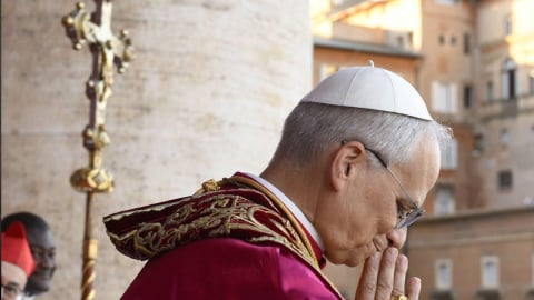 Leon XIV został nowym papieżem. Zobaczcie zdjęcia z pierwszych chwil w roli Ojca Świętego - 3