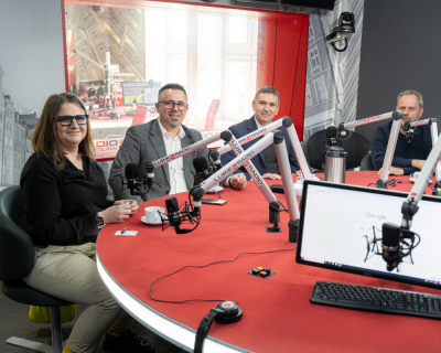 Debata parlamentarna: Paweł Hreniak (PiS), Łukasz Horbatowski (KO), Marta Stożek (Razem), Arkadiusz Sikora (Lewica)