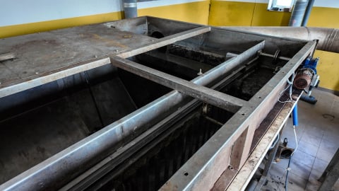 "Śmierdzi tak, że nie da się żyć". Mieszkańcy Stronia Śląskiego proszą o pomoc w sprawie oczyszczalni ścieków - 2