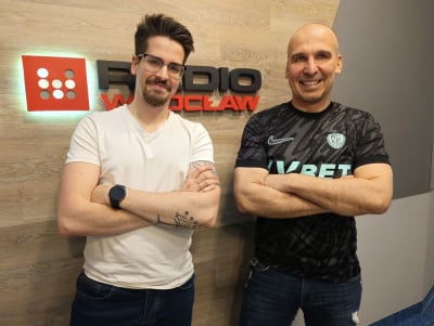 Wok&oacute;ł Śląska: Gościem Szymon Mikołajczak