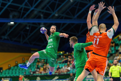 Wyr&oacute;wnane derby w końc&oacute;wce sezonu. Zagłębie lepsze w rzutach karnych