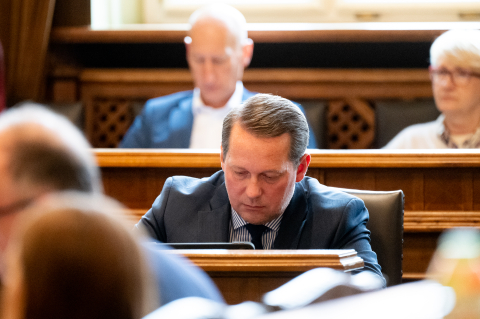 Prezydent Wrocławia Jacek Sutryk otrzymał wotum zaufania oraz absolutorium. Jak głosowali radni? [ZDJĘCIA] - 24