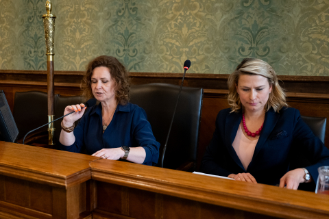 Prezydent Wrocławia Jacek Sutryk otrzymał wotum zaufania oraz absolutorium. Jak głosowali radni? [ZDJĘCIA] - 2