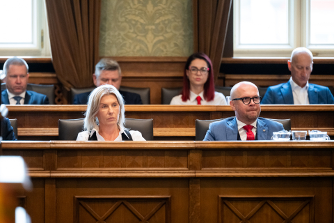 Prezydent Wrocławia Jacek Sutryk otrzymał wotum zaufania oraz absolutorium. Jak głosowali radni? [ZDJĘCIA] - 4