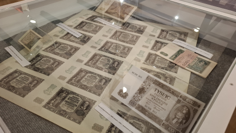 Wyjątkowe banknoty z burzliwego okresu. „Co Polacy mieli w skarpetach w 1945 roku”? - 0