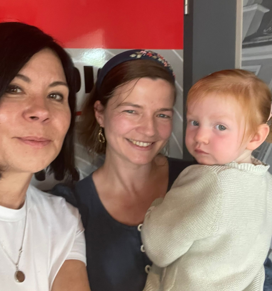 Chwalimy swoje: Monika Krąglak, mama siedmiorga dzieci - Katarzyna Górna-Drzewosz oraz Monika Krąglak z córką. Fot: RW