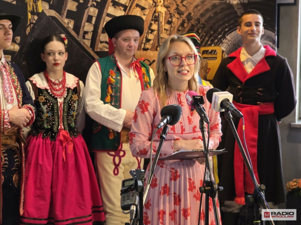 Muzycy i tancerze zjeżdżają się z całego świata. Zespół Pieśni i Tańca Wałbrzych świętuje 70-lecie – 70-lecie Zespołu Pieśni i Tańca Wałbrzych. Fot: Bartosz Szarafin/ Radio Wrocław